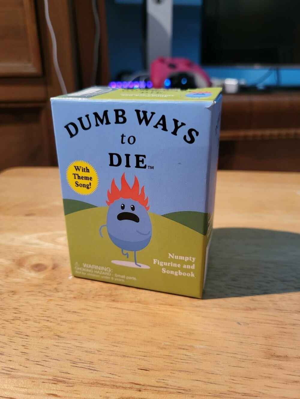 Dumb Ways To Die Numpty Figurine And Song Book